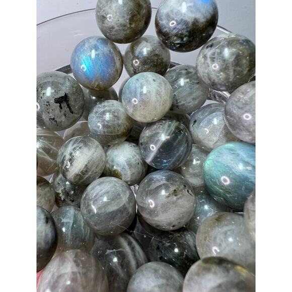 Labradorite marbles - Picture 5 of 11